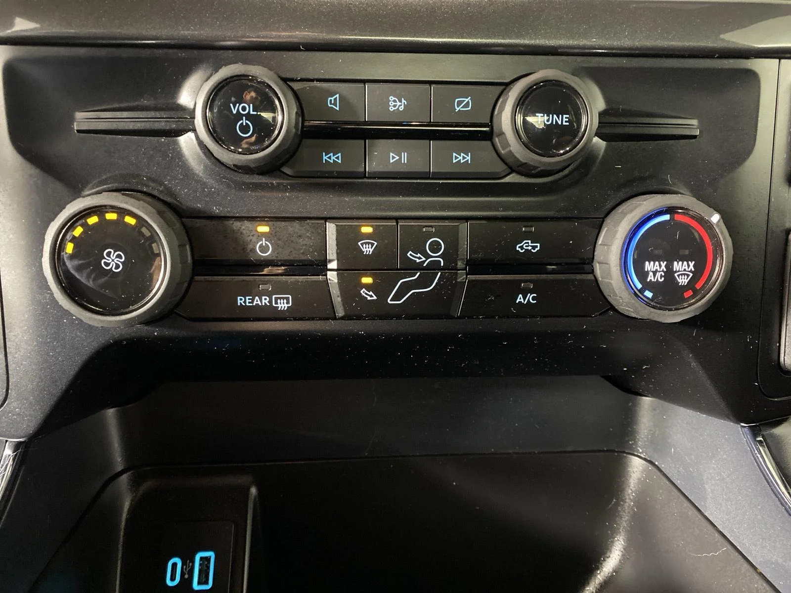 Used 2024 Agate Black Ford STX image 18