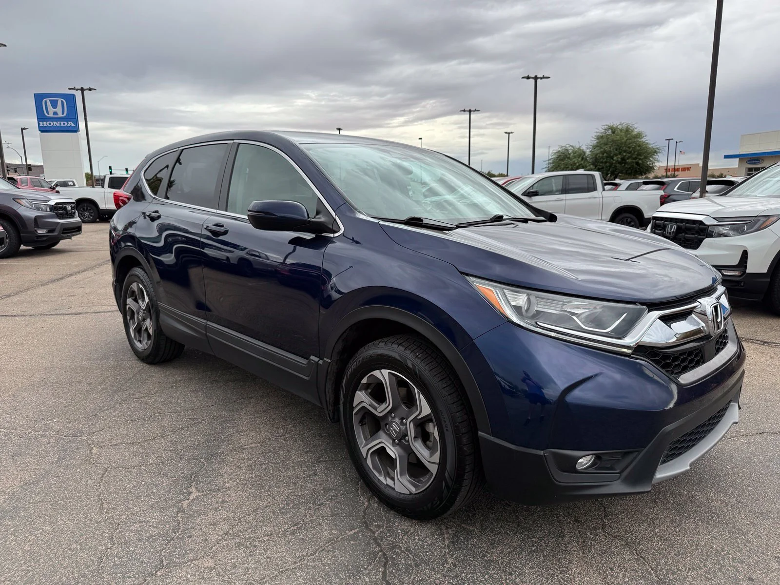 Used 2018 Blue Honda EX image 3