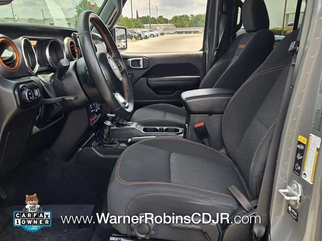 Used 2023 Gray Jeep Mojave image 5