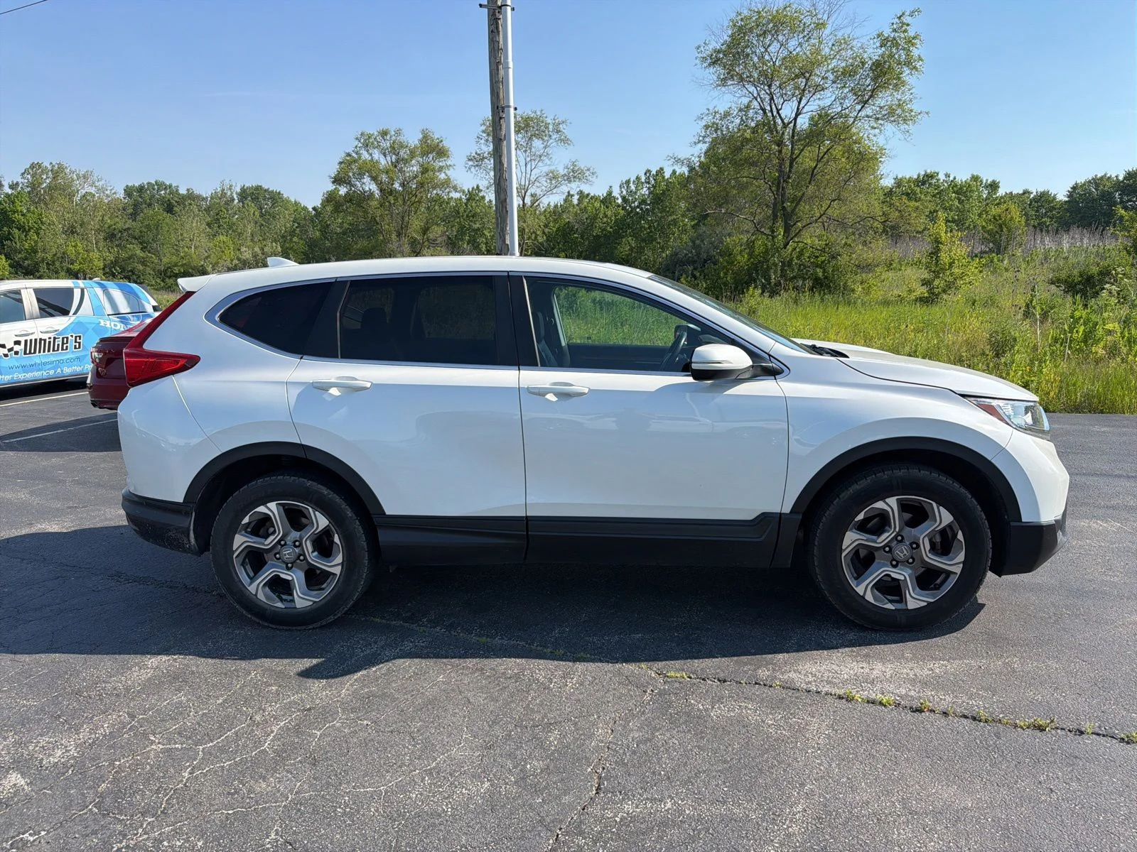 Used 2017 White Diamond Pearl Honda EX-L image 7
