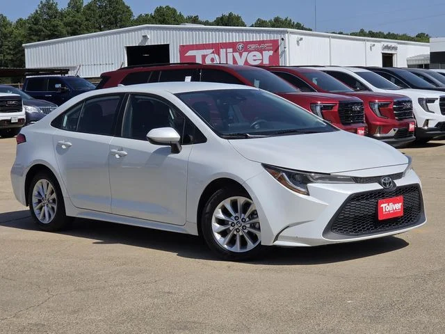 Used 2022 Toyota Corolla LE with VIN 5YFVPMAE3NP303211 for sale in Mount Pleasant, TX