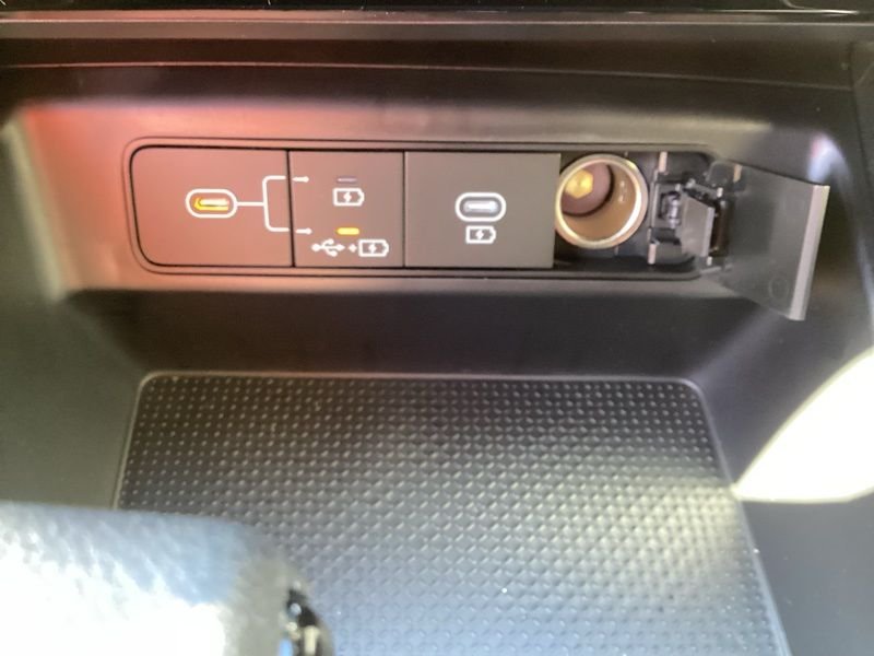 New 2026 White Hyundai SEL image 32