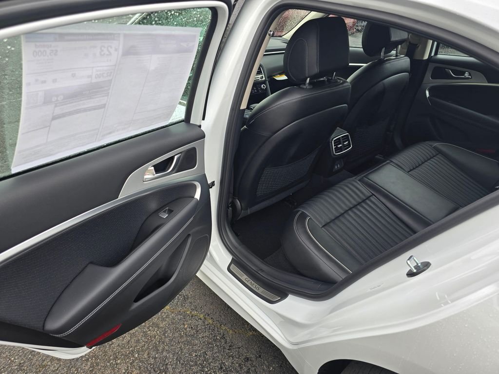 New 2026 White Genesis 2.5T PRESTIGE image 15
