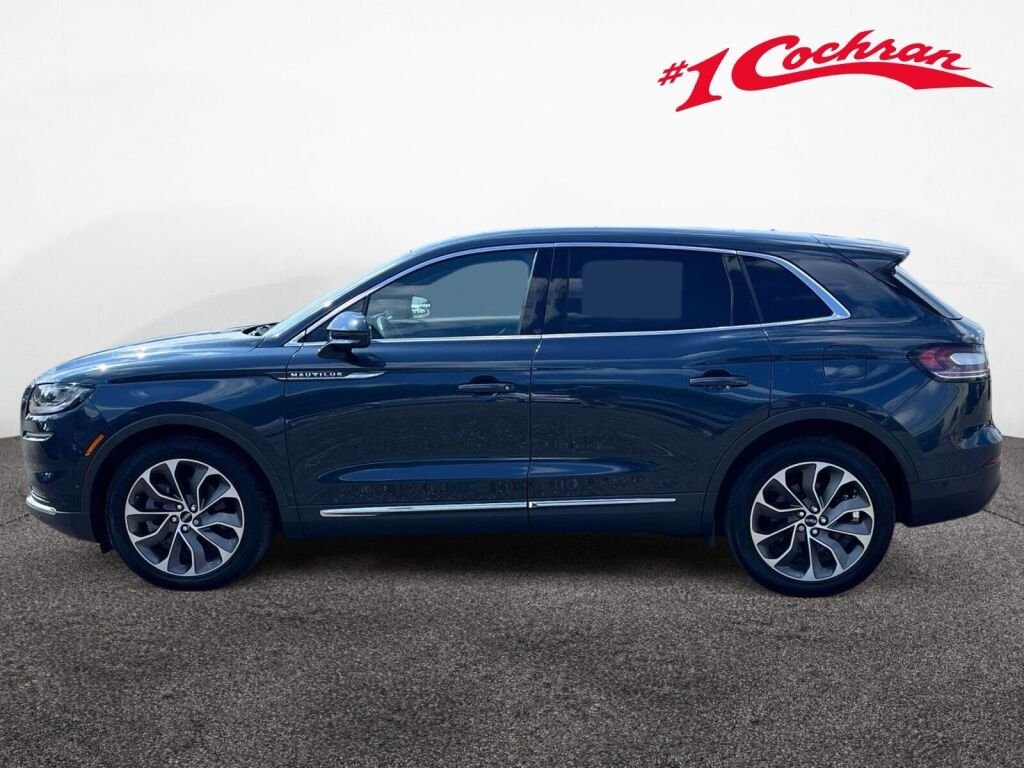 Used 2023 Flight Blue Lincoln Reserve image 10