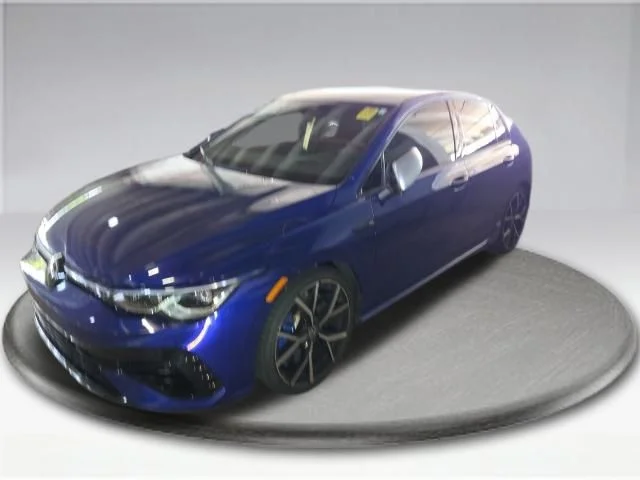 Used 2024 Blue Volkswagen 2.0T image 13