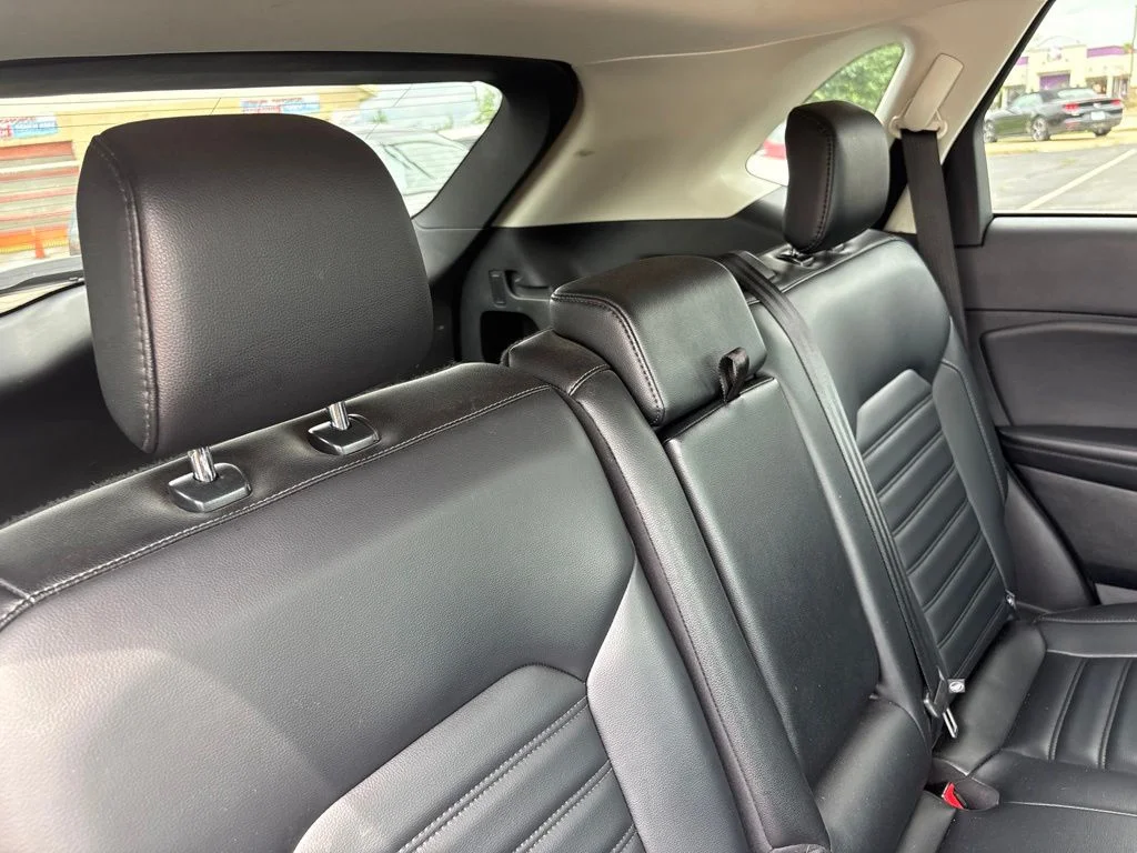Used 2024 Agate Black Metallic Ford SEL image 31