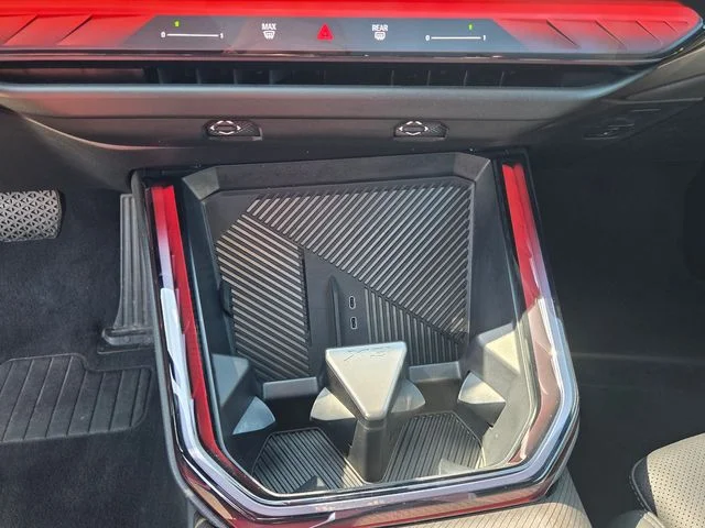 Used 2026 Skyscraper Grey Metallic BMW 30 xDrive image 21