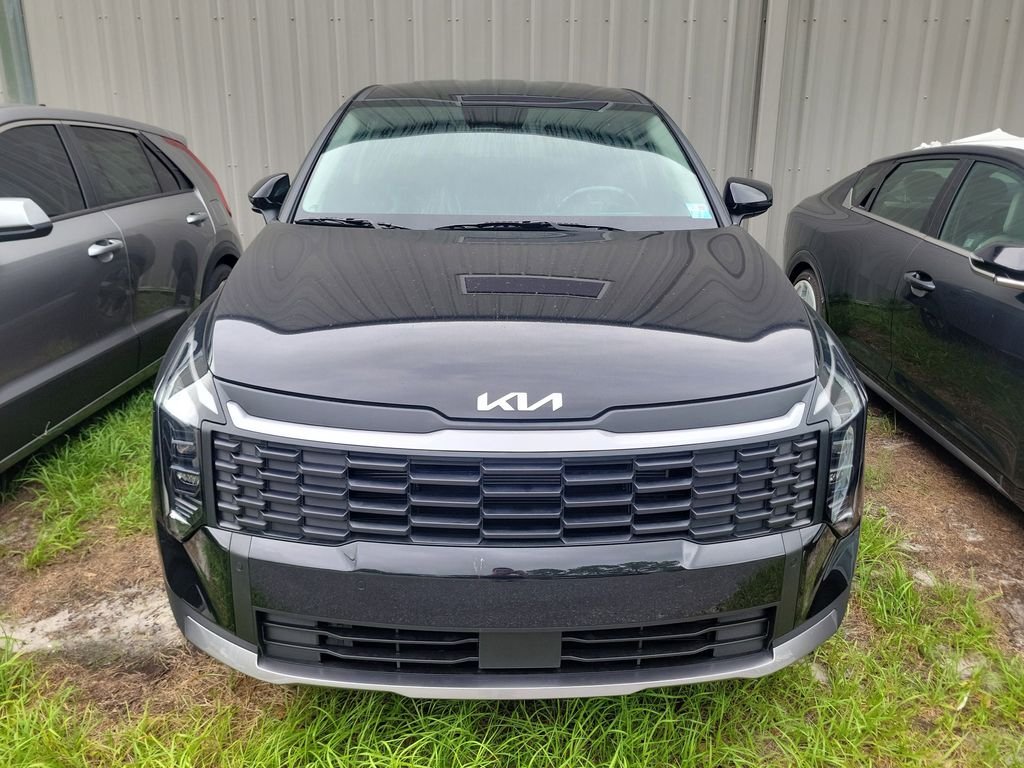 New 2026 Black Kia LX image 2