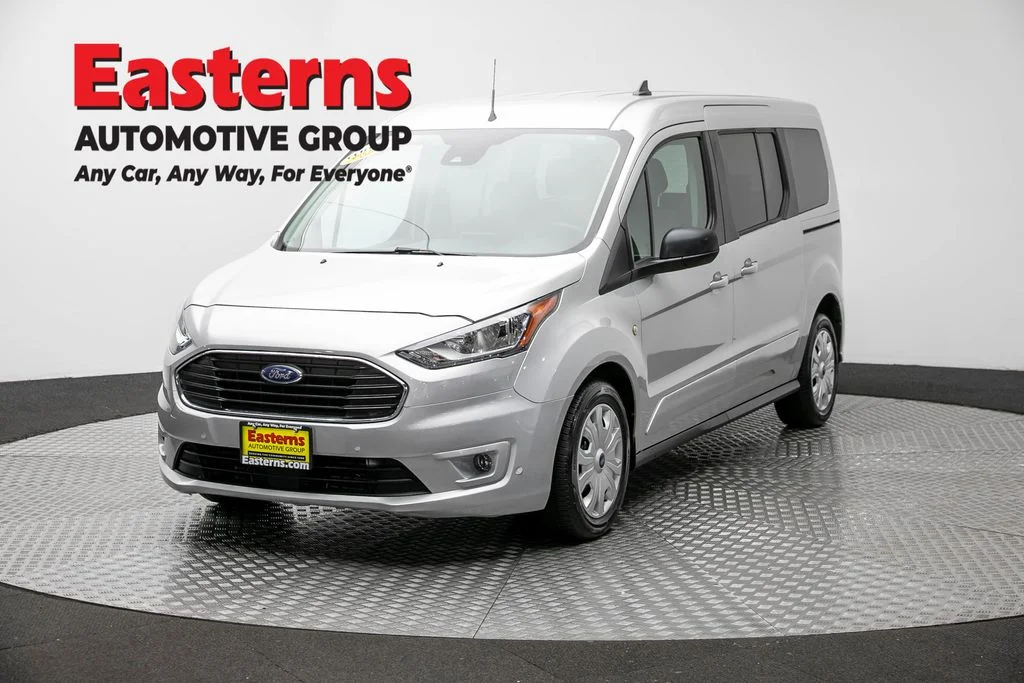 Used 2022 Silver Ford XLT image 1