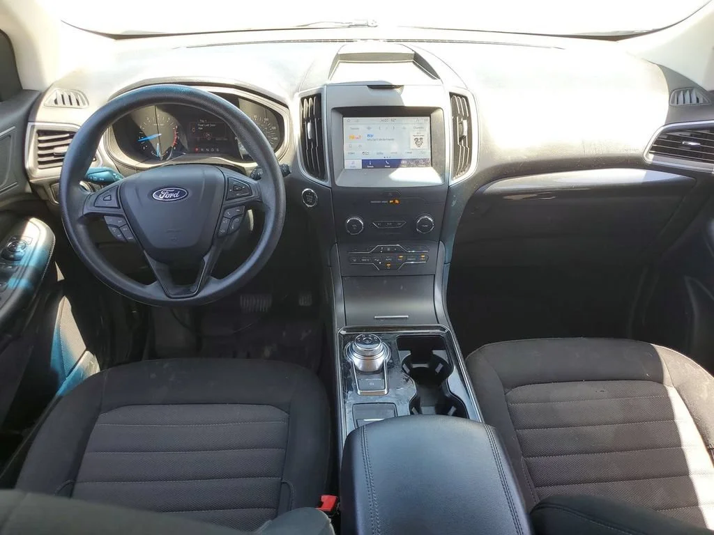 Used 2020 White Ford SE image 25