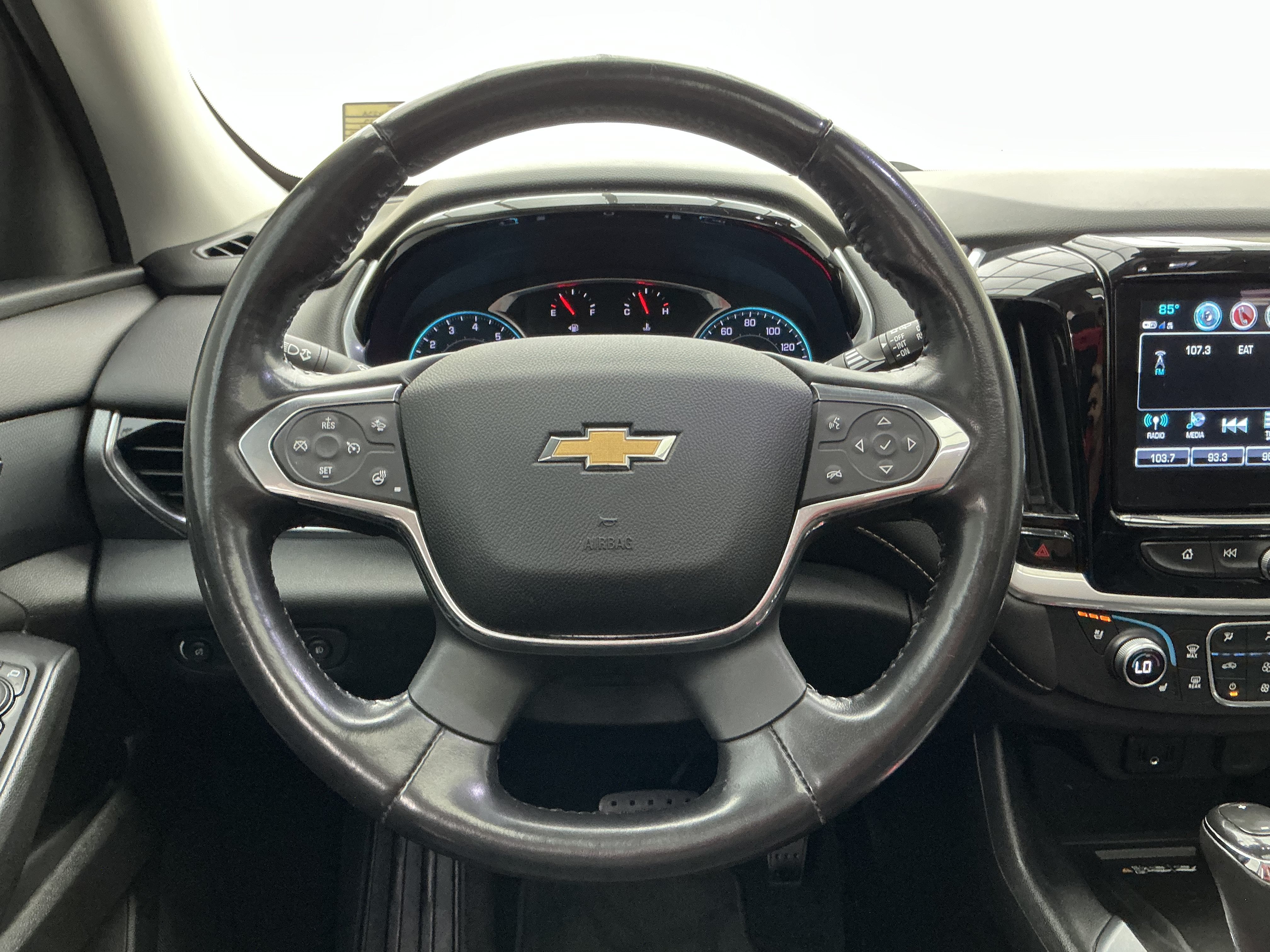 Certified Used 2019 Iridescent Pearl Tricoat Chevrolet Premier image 21