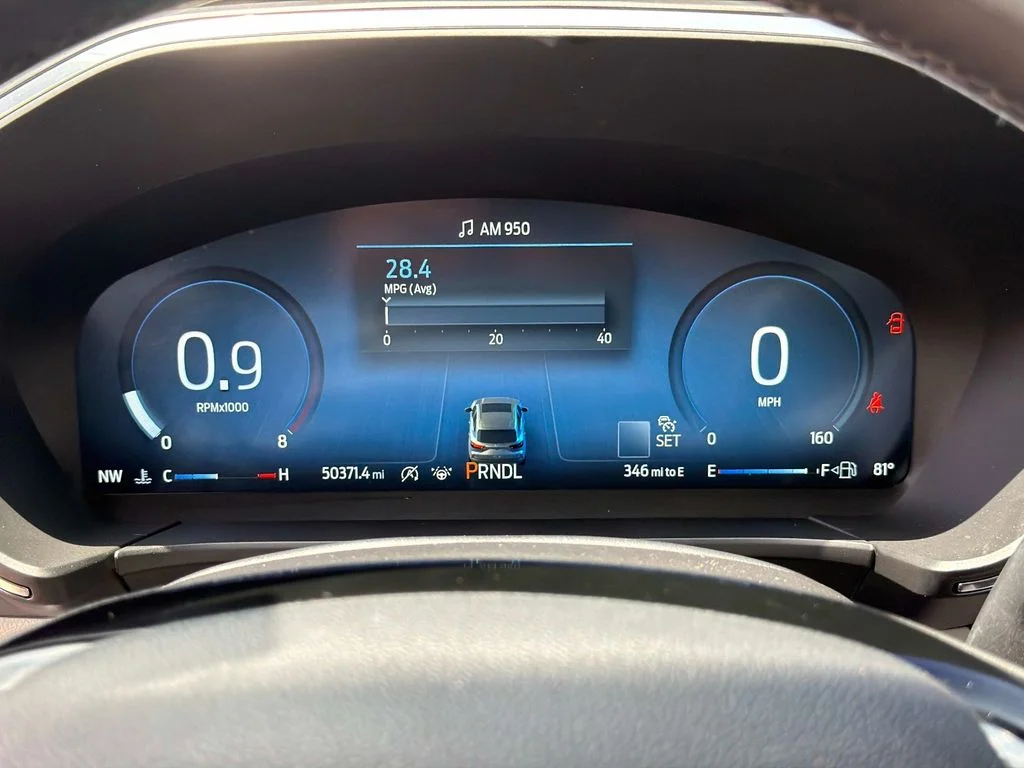 Used 2024 Gray Metallic Ford Platinum image 27