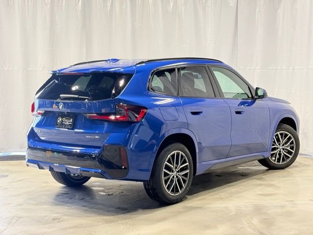 Used 2026 Portimao Blue Metallic BMW xDrive28i image 5