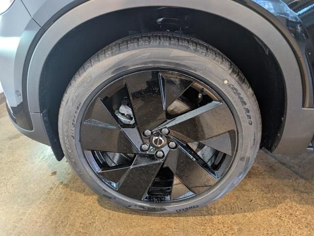 New 2026 Black Volvo B5 Ultra Black Edition image 7