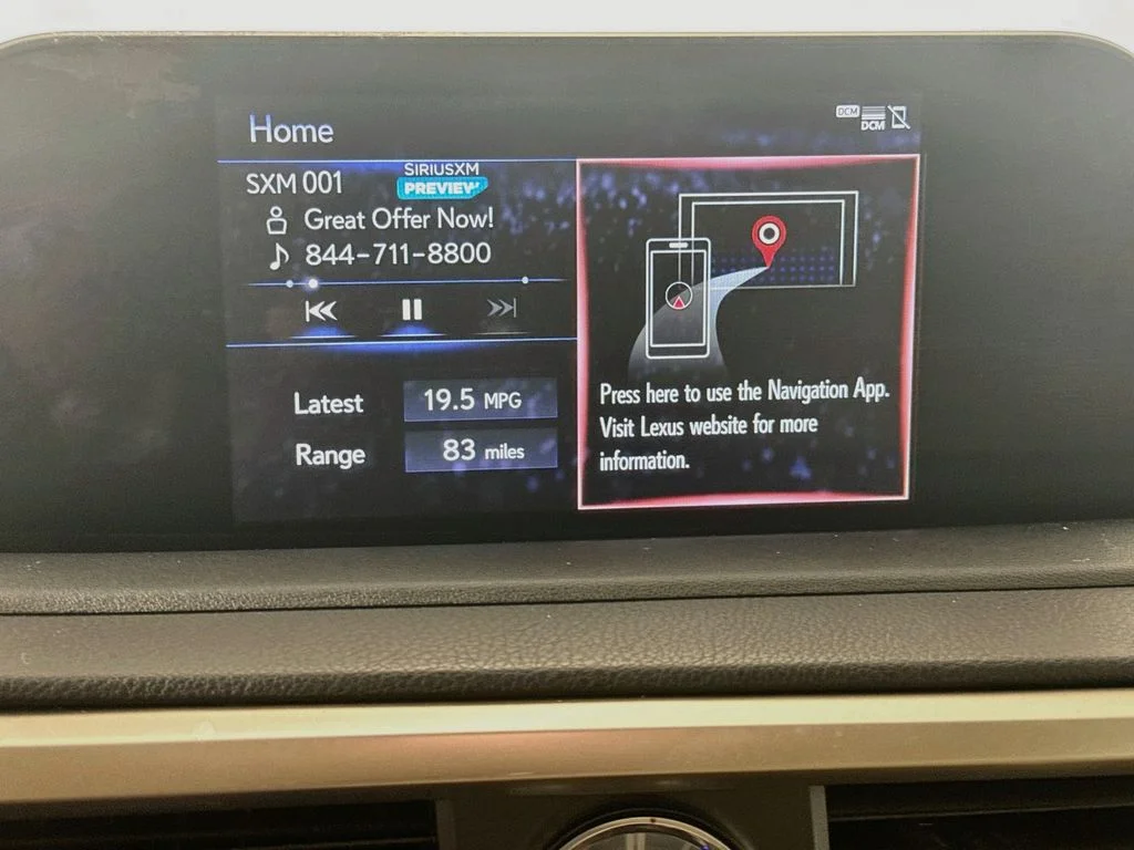 Used 2021 Nori Green Pearl Lexus  image 15