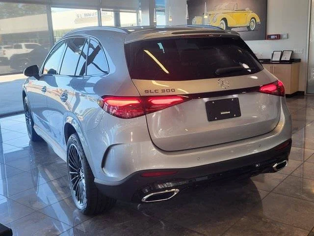Used 2026 Silver Mercedes-Benz GLC 300 image 7