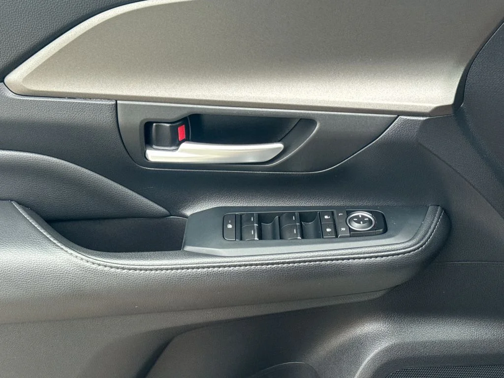 Used 2024 White Toyota XLE image 36