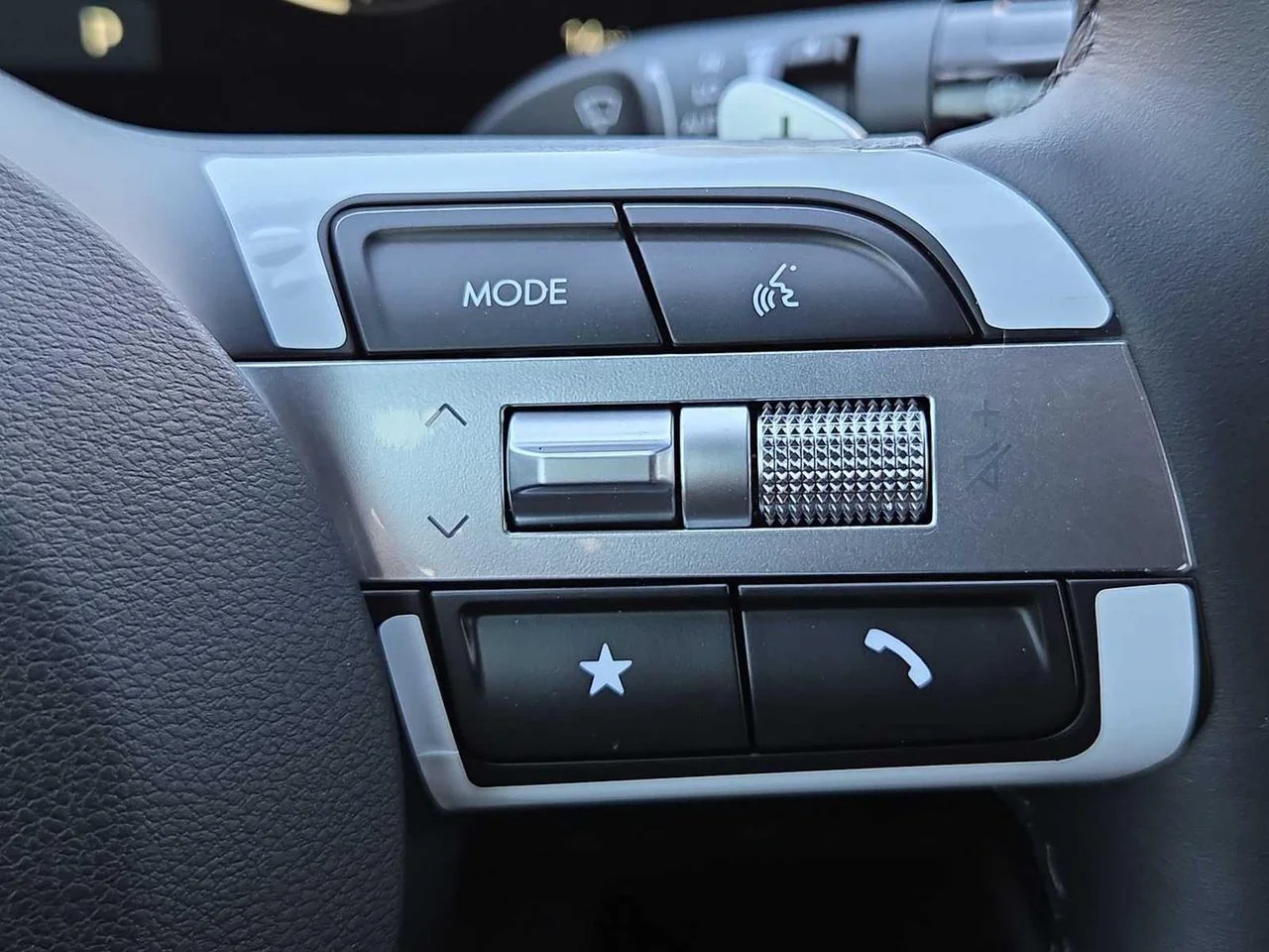 2025 Hyundai Santa Cruz Limited - Photo 25