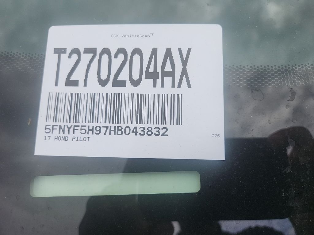 Used 2017  Honda Touring image 5