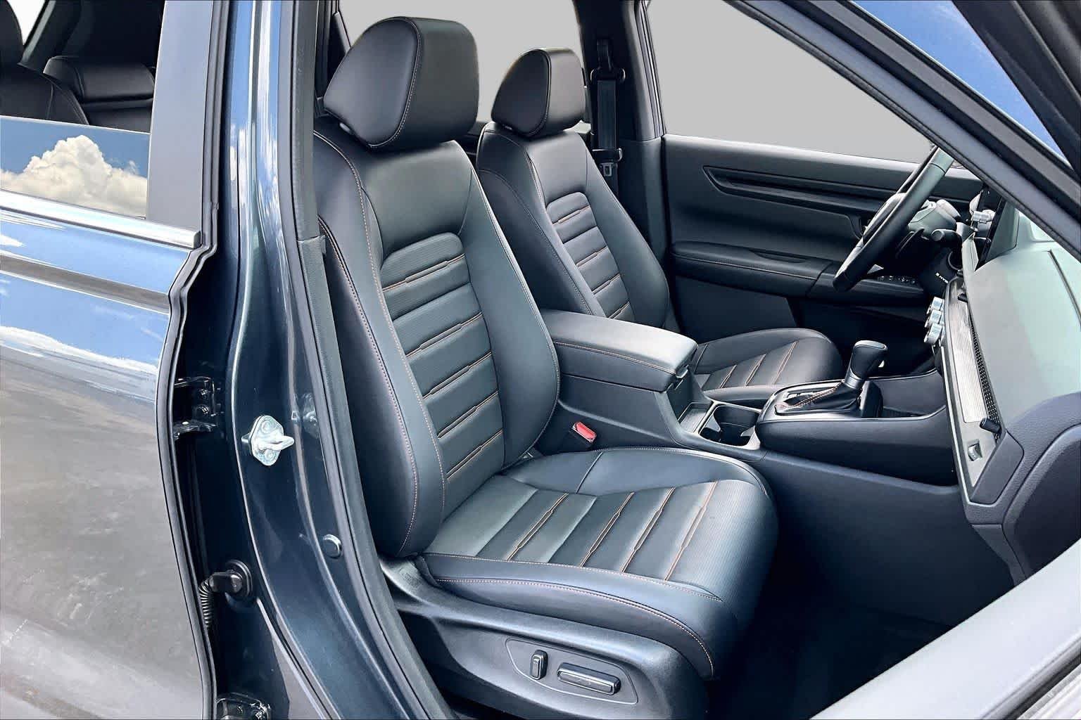 Used 2025 Meteorite Gray Metallic Honda Sport-L image 9