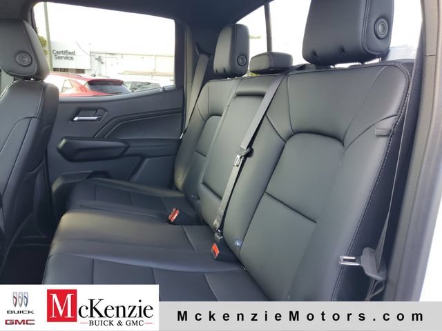 New 2026 Summit White GMC Elevation image 19