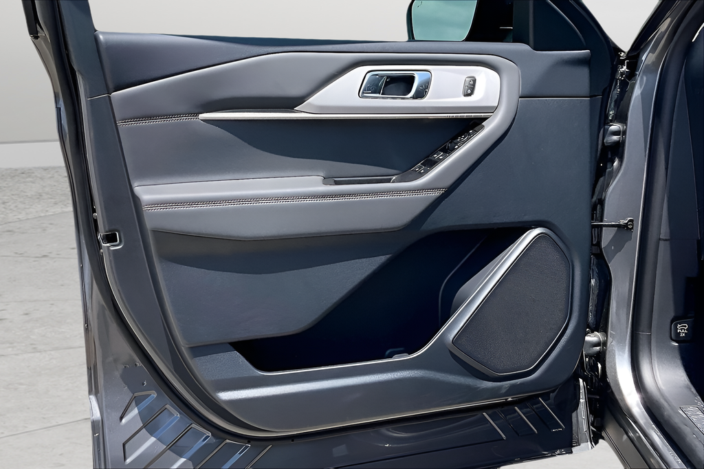 New 2026 Carbonized Gray Metallic Ford Active image 12