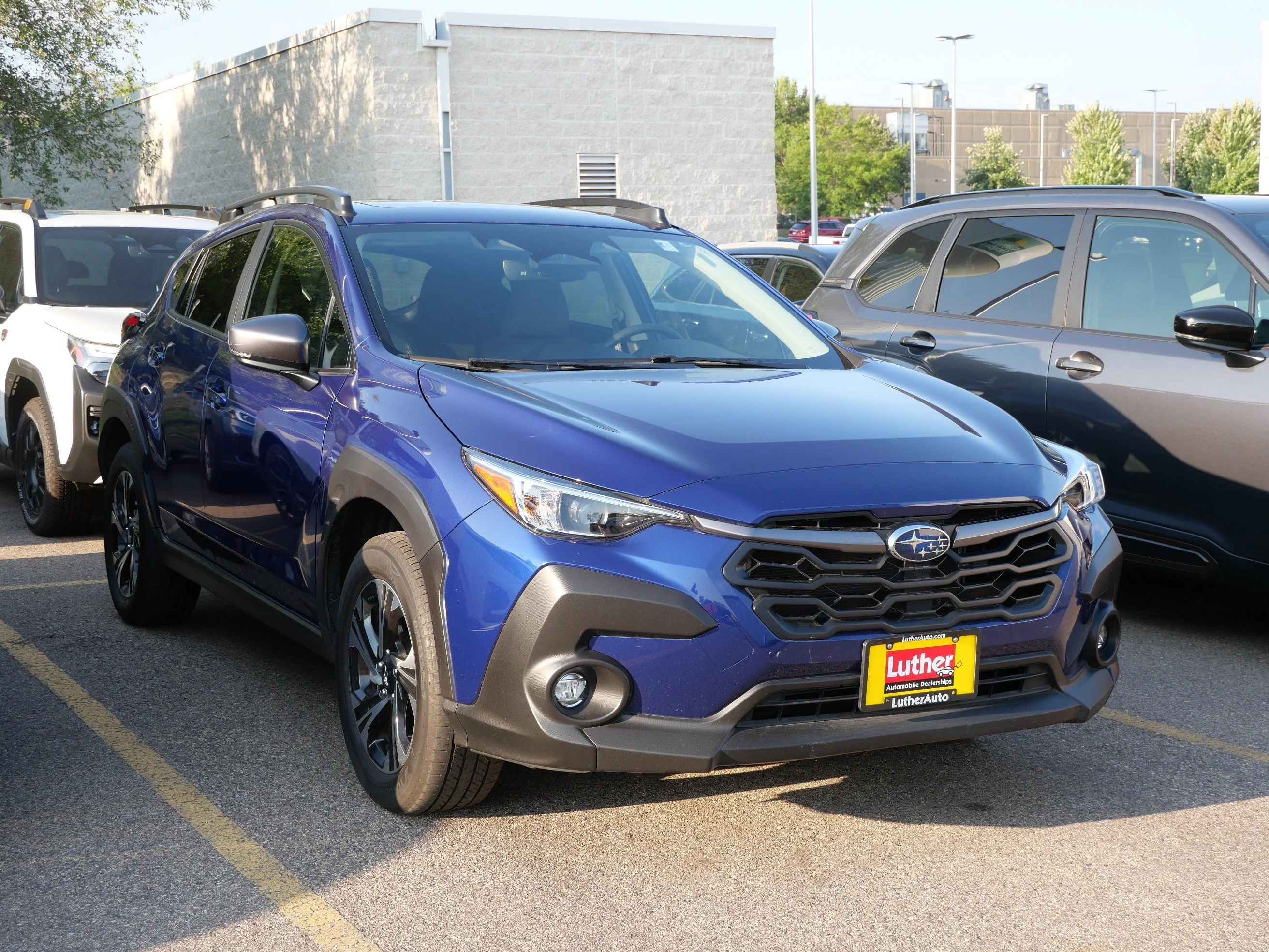 Used 2019 Crystal Black Silica Subaru Touring image 9