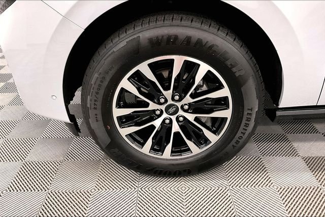 2025 Ford Expedition Platinum - Photo 10