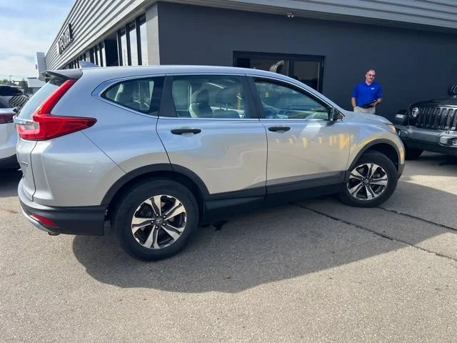 Used 2017 Lunar Silver Metallic Honda LX image 3