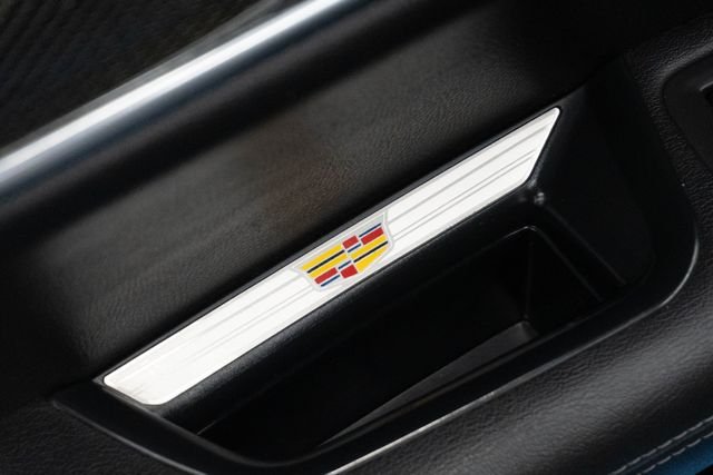 Used 2020 Black Cadillac Sport image 20