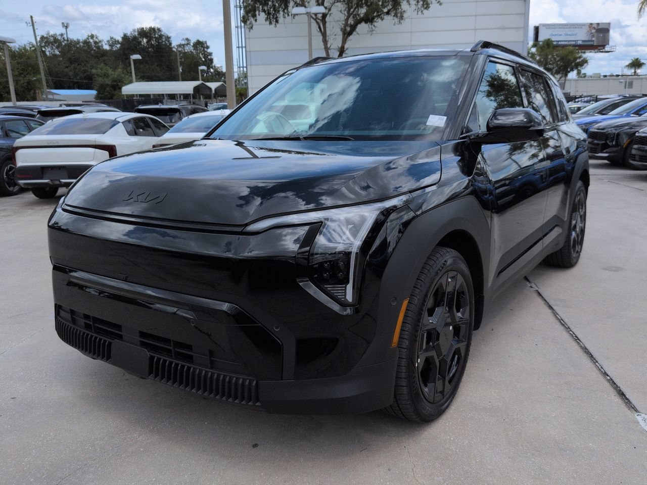 New 2027 Aurora Black Pearl Kia Land image 8