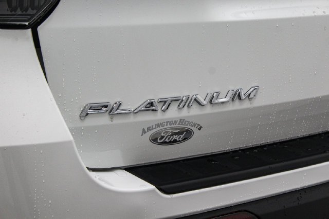 New 2027 Star White Metallic Tri-Coat Ford Platinum™ image 27