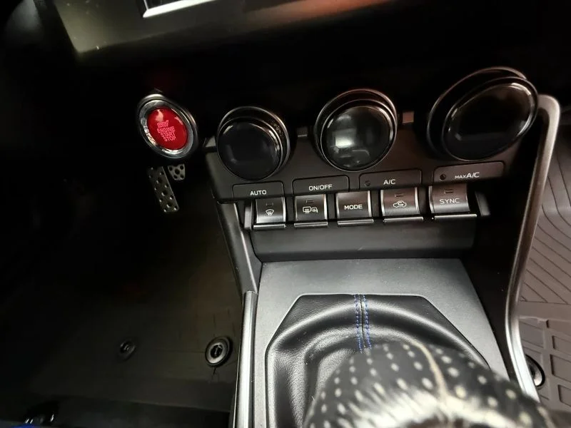 2025 Subaru BRZ tS - Photo 14