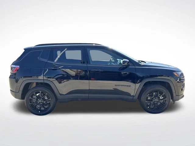 New 2026 Black Jeep Latitude image 9