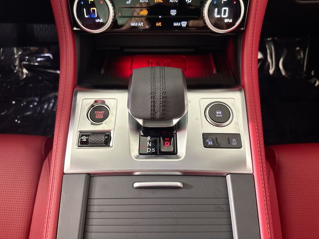 2026 Jaguar F-Pace R-Dynamic S - Photo 18