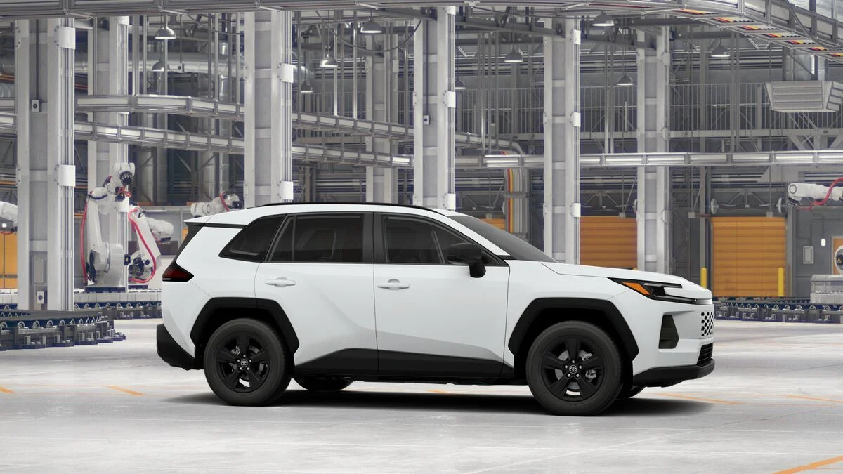 New 2026 Ice Cap Toyota LE image 13