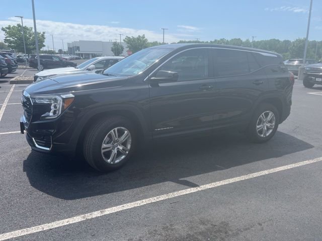 2024 GMC Terrain SLE AWD's photo