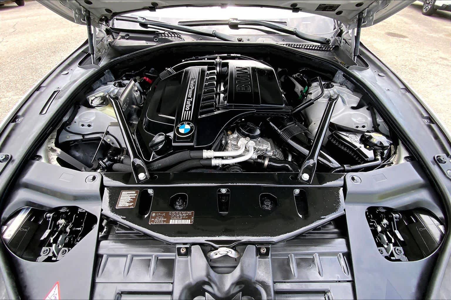 Used 2015 Orion Silver Metallic BMW 640i image 28