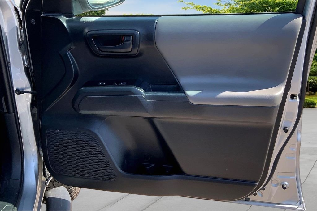 Used 2021 Silver Toyota SR image 27