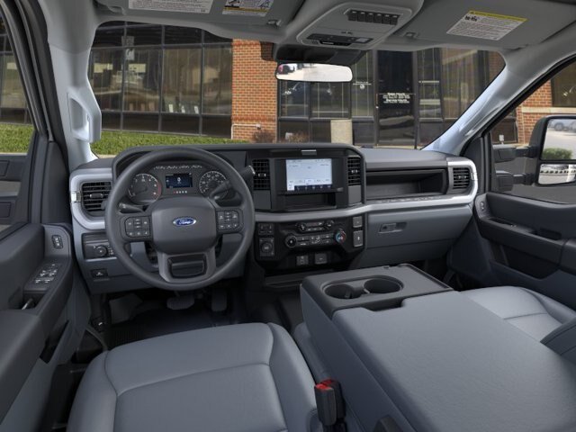 2026 Ford F-550 Super Duty Chassis Cab XL - Photo 31