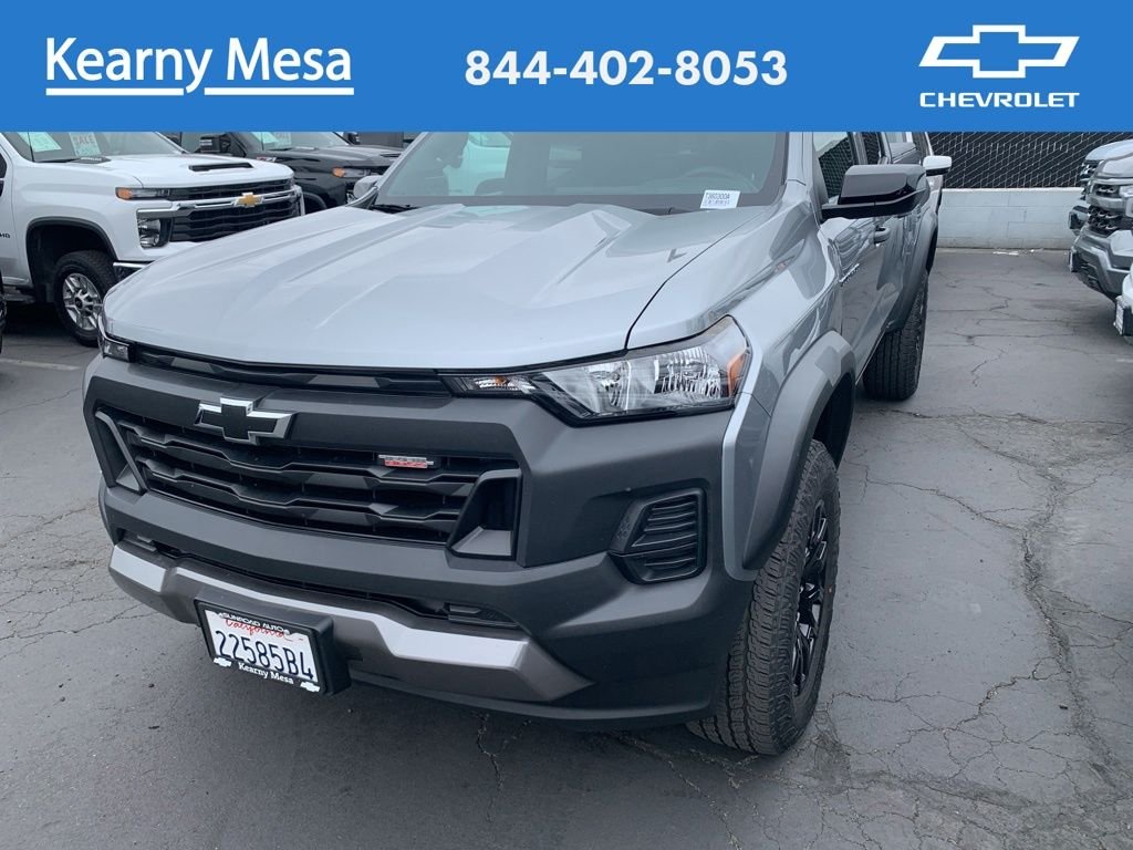 2024 Chevrolet Colorado 4WD Trail Boss Crew Cab Short Box's photo