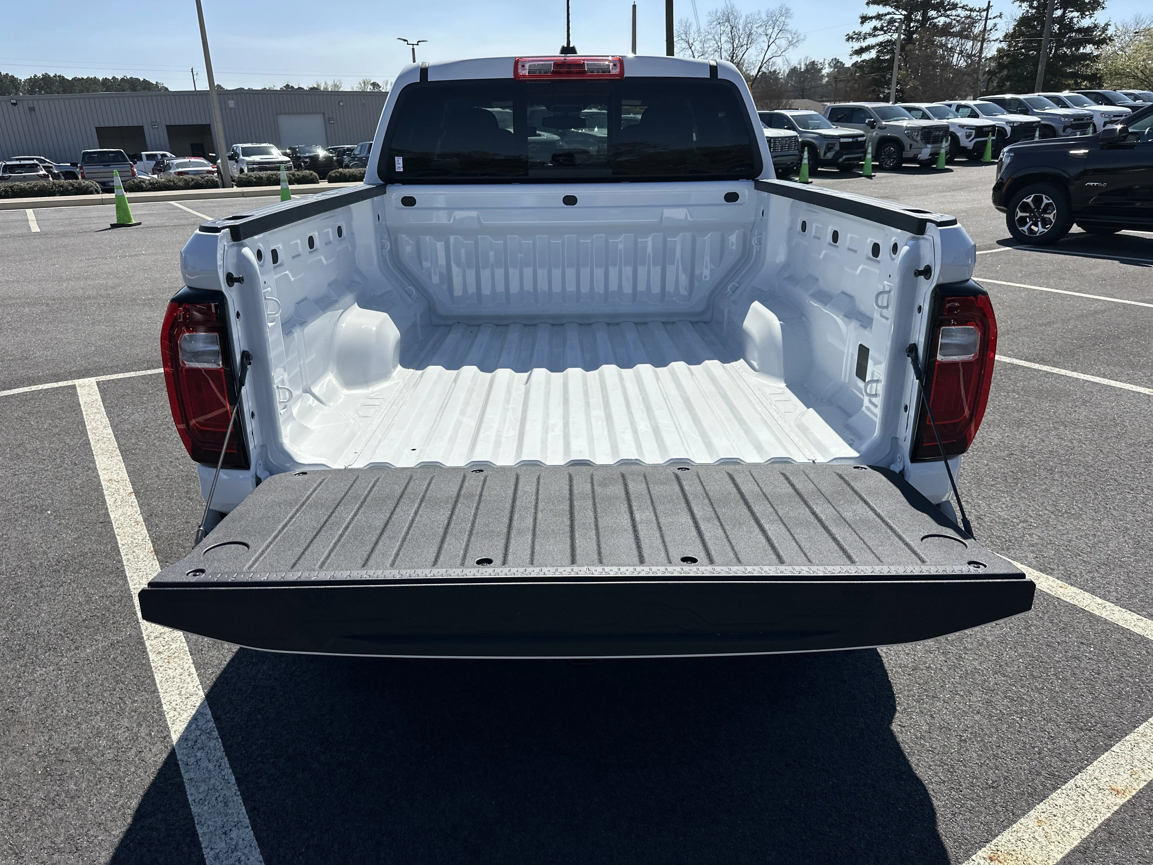 2026 GMC Canyon Elevation - Photo 19