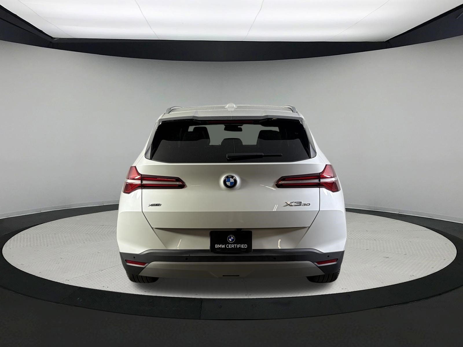 Used 2025 MINERAL WHITE MET BMW 30 xDrive image 6