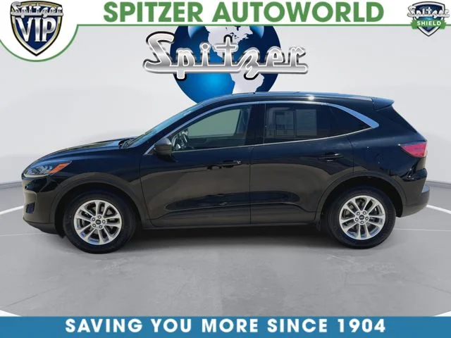 Used 2022 Black Ford SE image 6