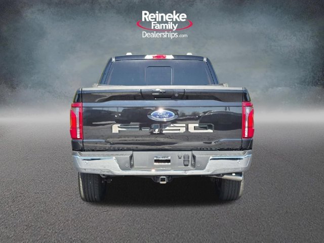 Used 2025 Black Metallic Ford Lariat image 6