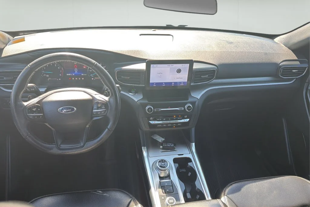 Used 2020 Blue Ford XLT image 21
