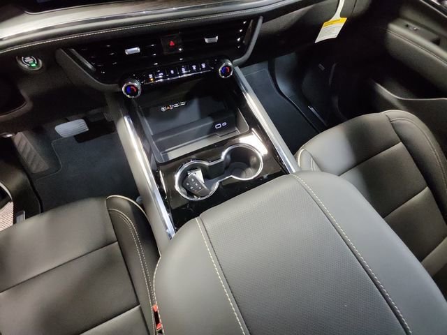 New 2026 Polar White Tricoat Chevrolet Premier image 11