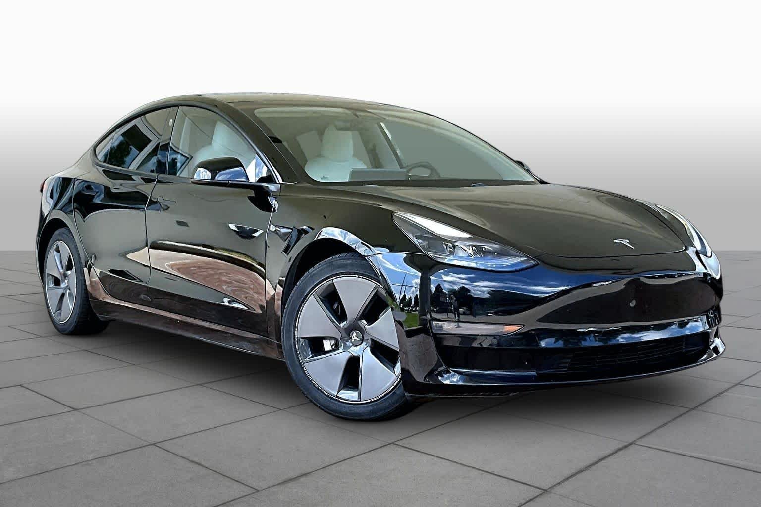Pre-Owned 2021 Tesla Model 3 Standard Range Plus