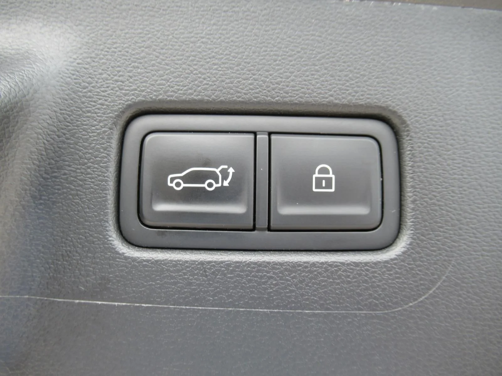 Used 2024 Black Hyundai Calligraphy image 40