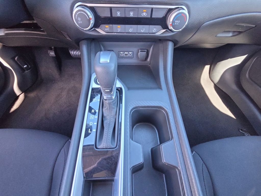 2025 Nissan Sentra SV - Photo 20